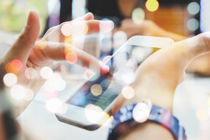 スマホ　タイムライン　確認