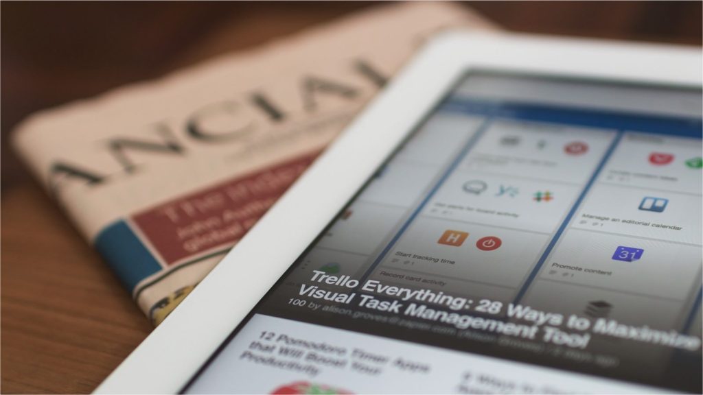 SNSを活用した広告出稿のメリットとデメリットとは？