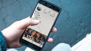 スマホ・PC対応!インスタグラム写真をホームページやブログに貼り付ける(埋め込みする)方法