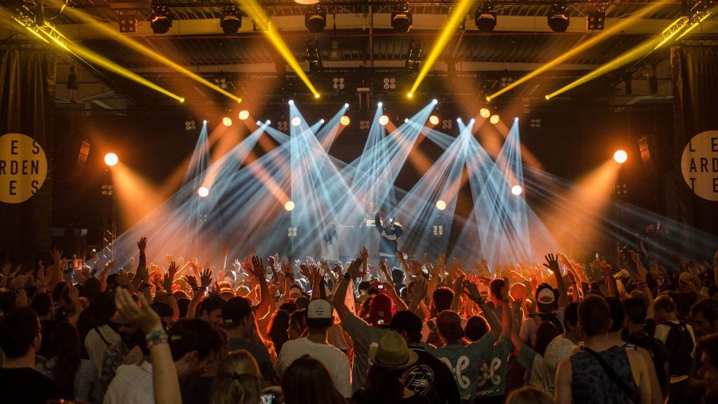 event-audience-enjoy