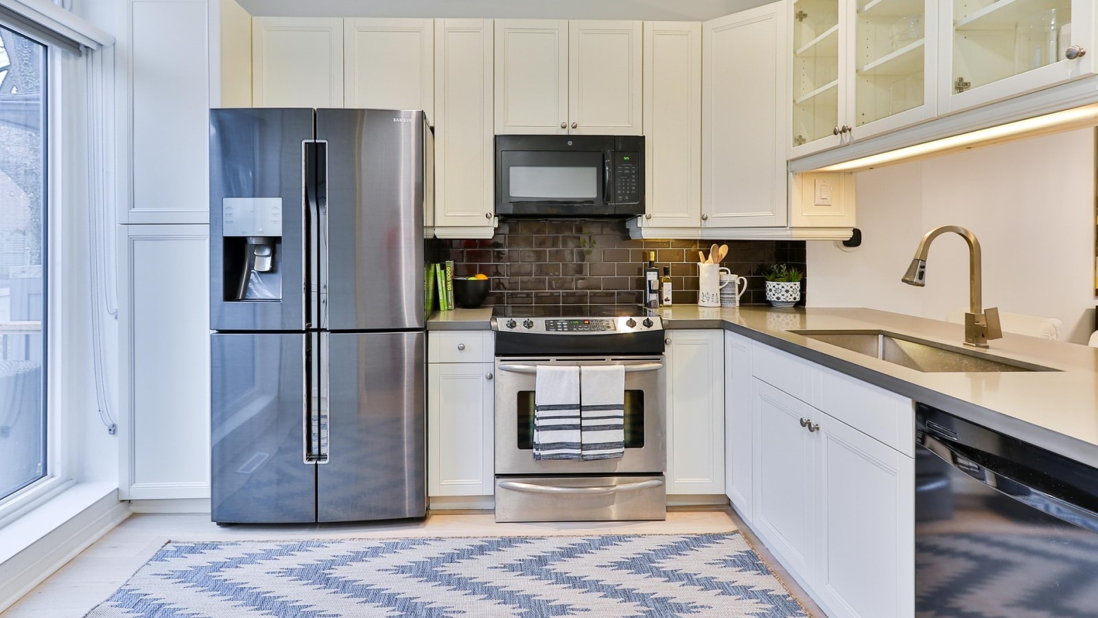 home-kitchen-appliance
