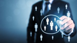 インフルエンサーキャスティングとは?メリット・デメリットと企業を紹介