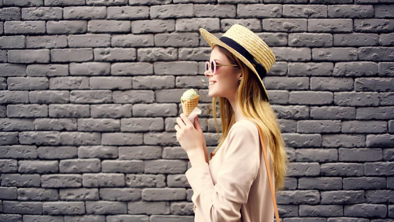 woman-eating-ice-cream (1)