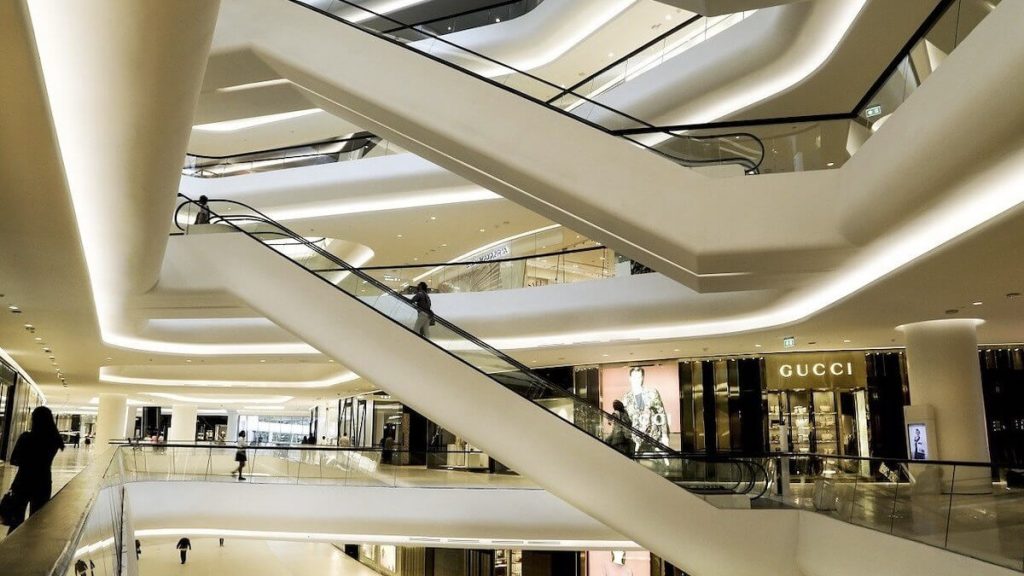 department-store-twitter-corporation-account-case-study