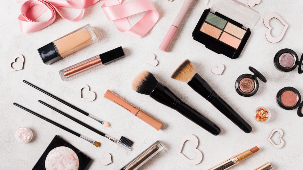 指原莉乃プロデュースコスメはなぜヒットするのか？SNS戦略を徹底解説！