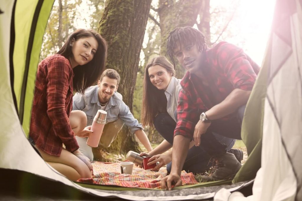 youtube-tieup-outdoor-image1