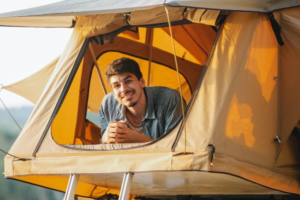 tiktok-outdoor-tieup-image1