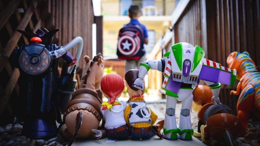 instagram-reel-toy-top