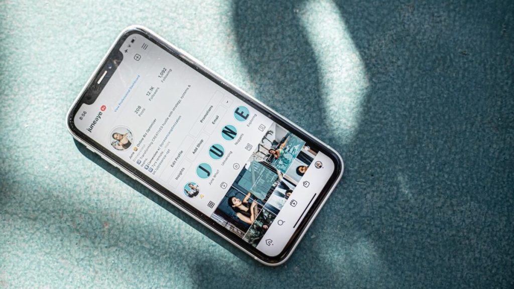 instagram-highlight-industry-classified-top