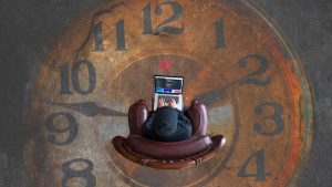 Z世代の間で重視されている「タイパ」とは?SNSマーケティング戦略におけるタイパの重要性・可能性について解説します
