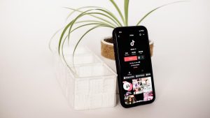 【最新ニュース】TikTok、違反アカウントへの対応システムのアップデートを発表