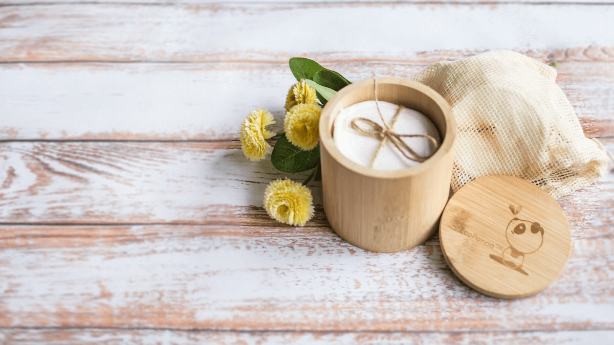 beauty-items-in-a-wooden-container