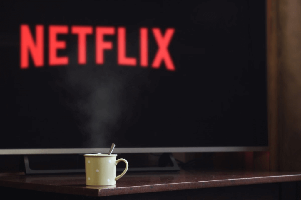 netflix-and-mug