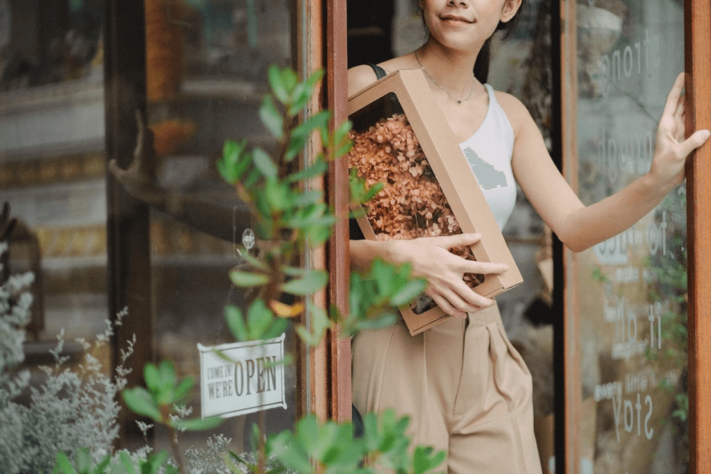 woman-holding-a-gift