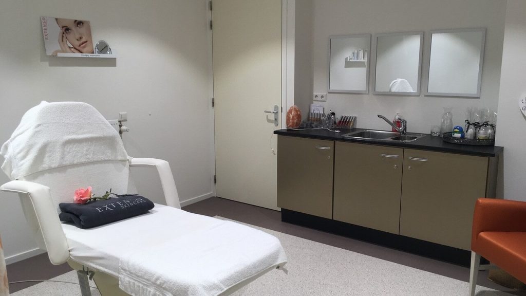 美容サロン・クリニックが行ったインフルエンサーとのタイアップ事例5選