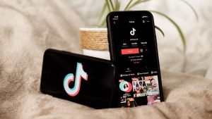【最新ニュース】TikTok広告効果測定バッジカテゴリーに新たなパートナー専門分野「クロスチャネル」と「リフト」が追加