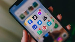 【最新ニュース】SNSユーザー数「Threads」が1,070万人を突破!1位は8,100万人超の「LINE」という結果に