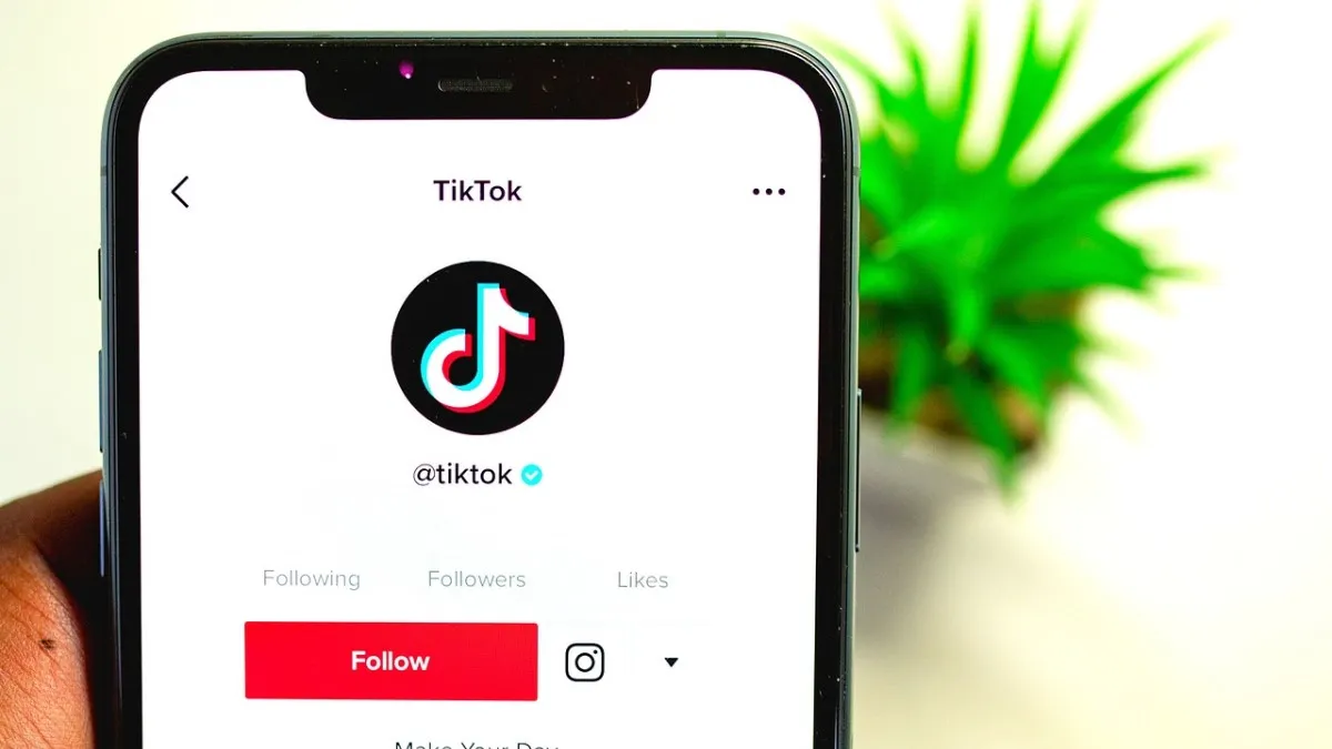 【初心者必見】TikTokの使い方から新しいガイドライン・新機能まで紹介！