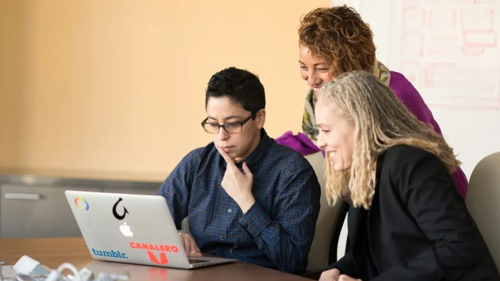 Webマーケティングの仕事内容とは？向いている人と未経験から就く方法