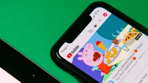 【2024年版】企業のYouTubeチャンネル成功事例5選とSNS運用で参考になるポイントを解説!