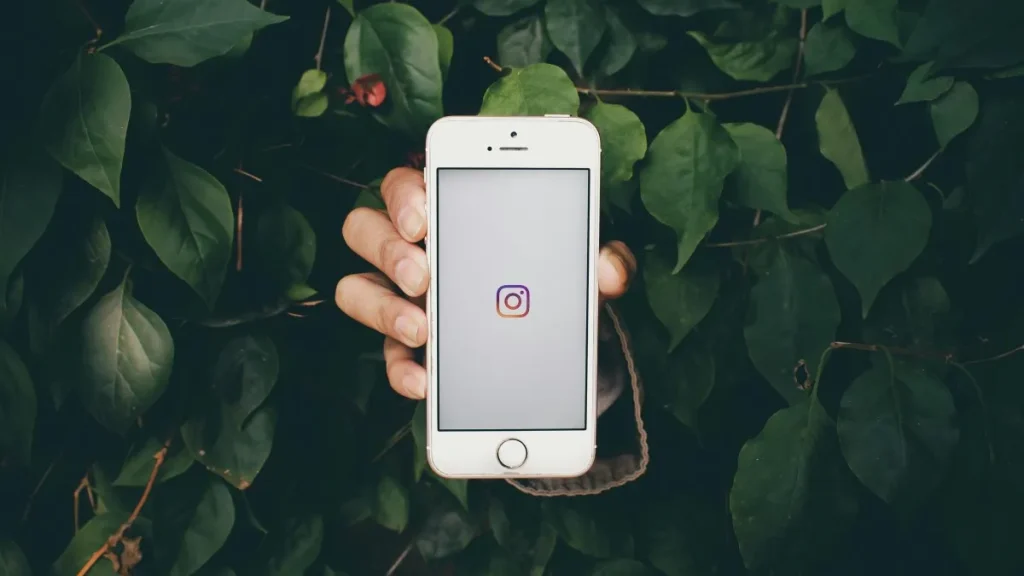 【最新ニュース】Instagram、1回のフィード投稿で最大20枚の写真・動画のシェアが可能に