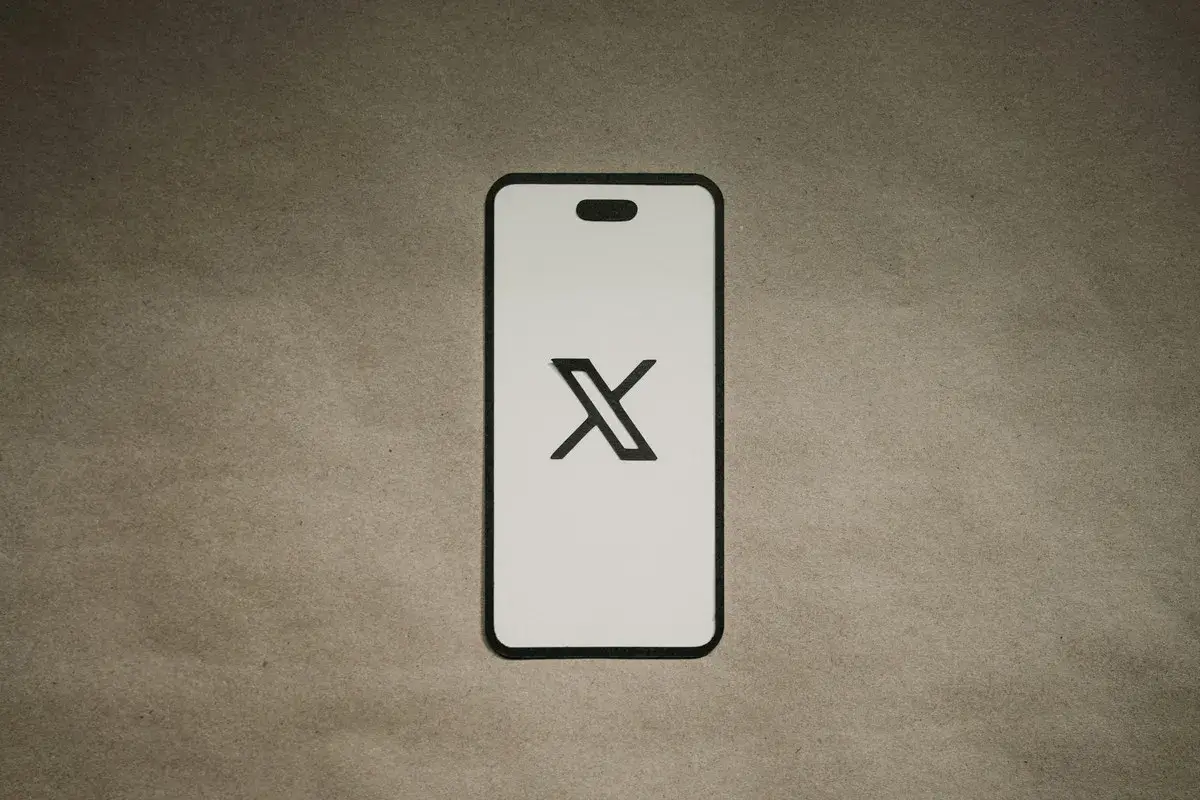 x-twitter-ad-url-ban