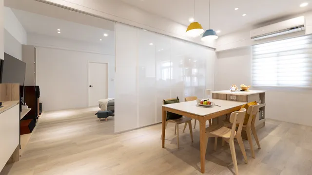 リーチ率平均の8倍超!「生活感を隠したい」お悩み解決型訴求でユーザーの共感を呼んだパネルカーテンのPR施策