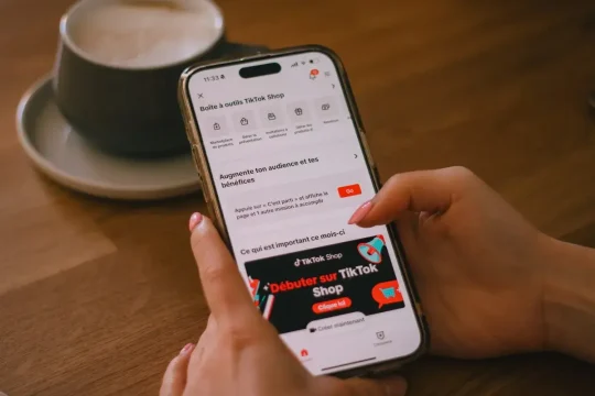 【最新ニュース】TikTok Shop AI機能で販売を効率化！動画生成・商品出品を自動化